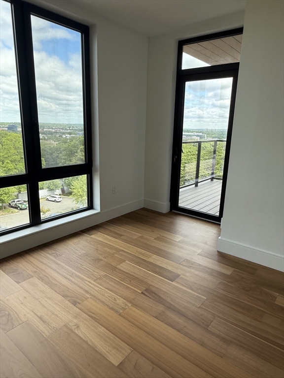 1515 Commonwealth Ave, Brighton