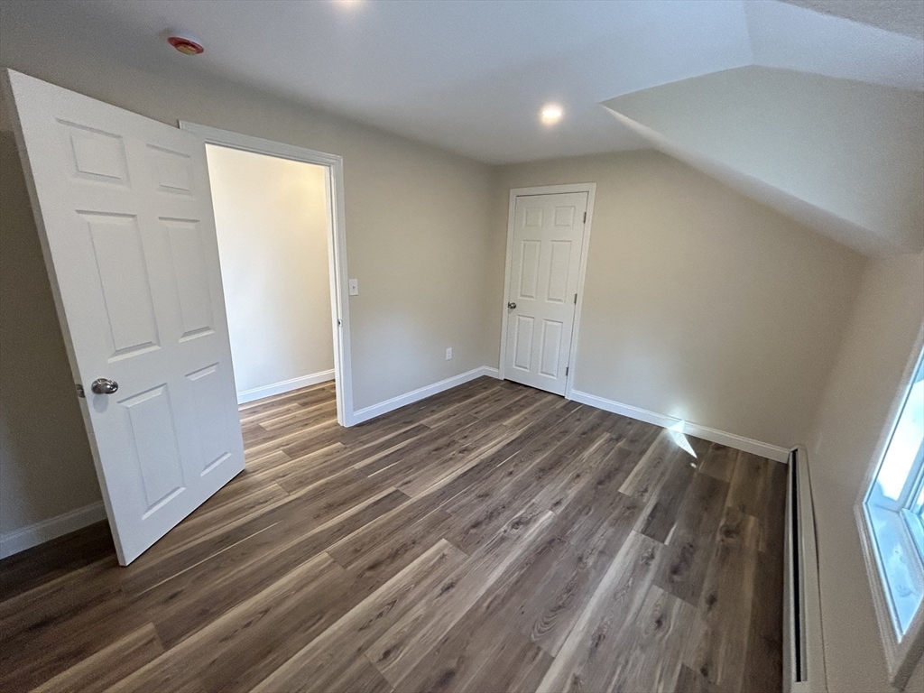 182 Smith St, North Attleboro