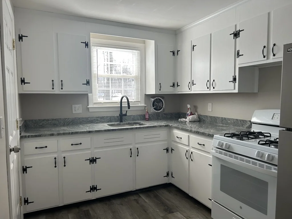 30 South St, North Attleboro