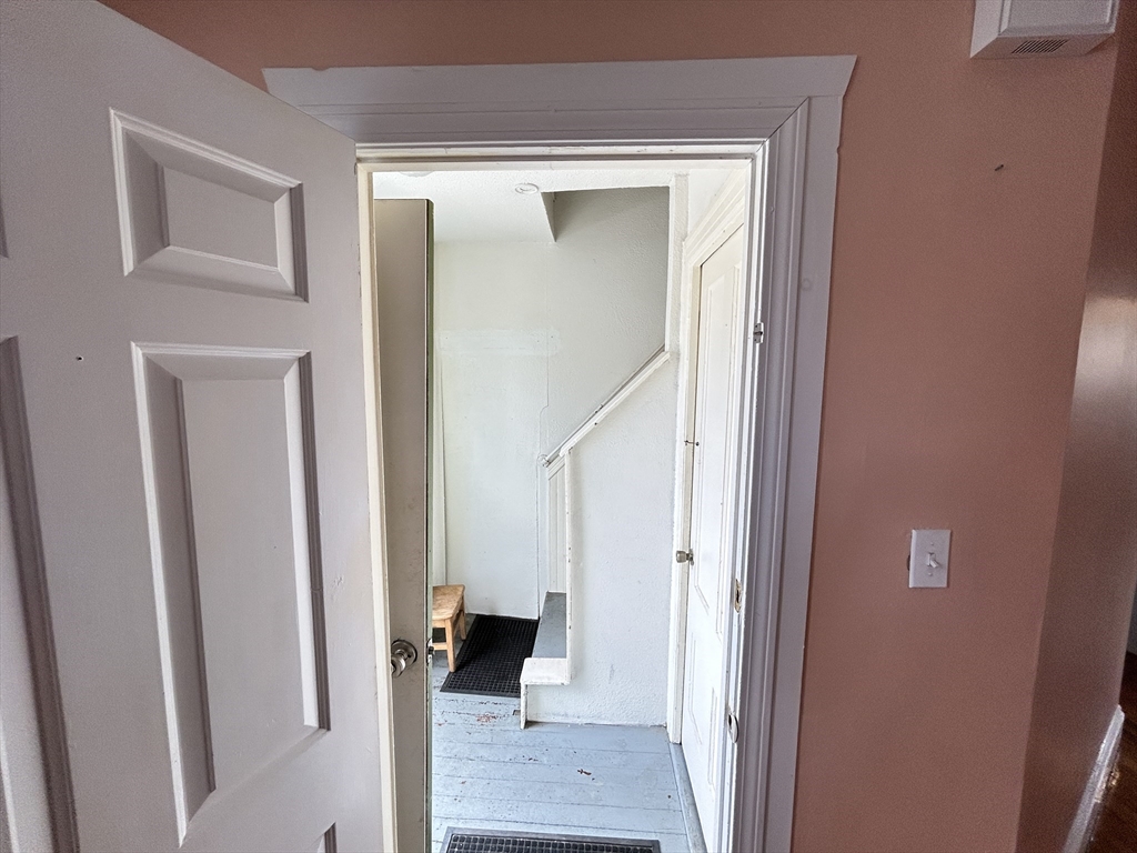 81 Brown St, South Attleboro