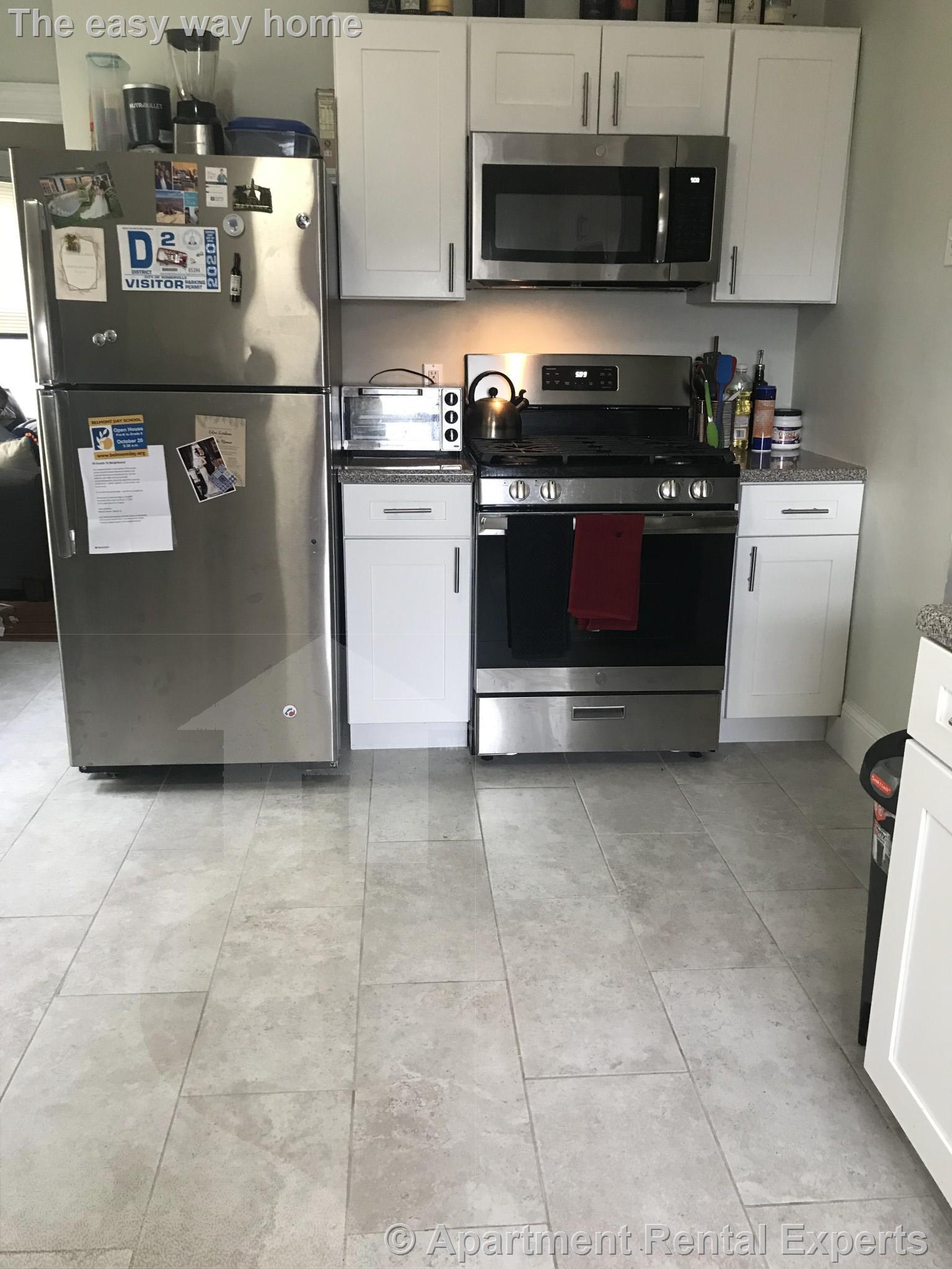 101 Heath St, Winter Hill