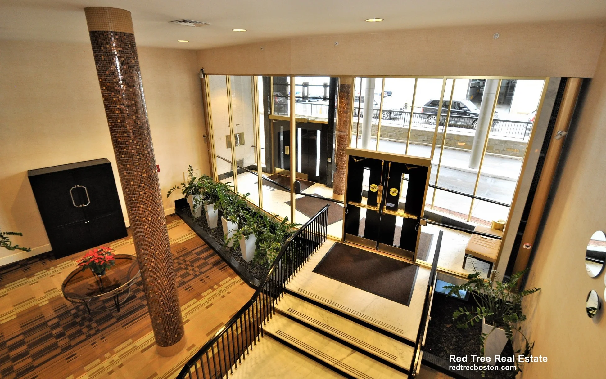 101 Monmouth St, Longwood