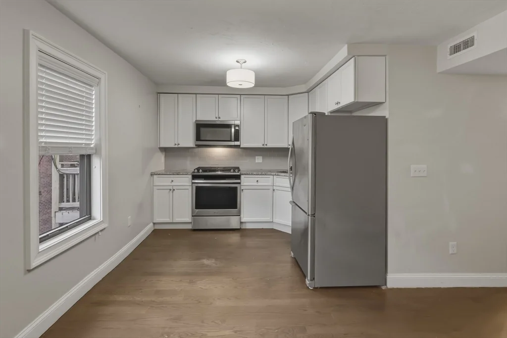 135 Havre, East Boston