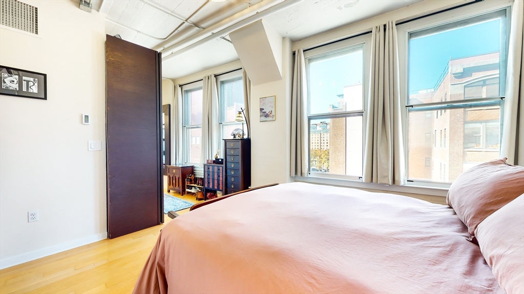 210 South, Leather District