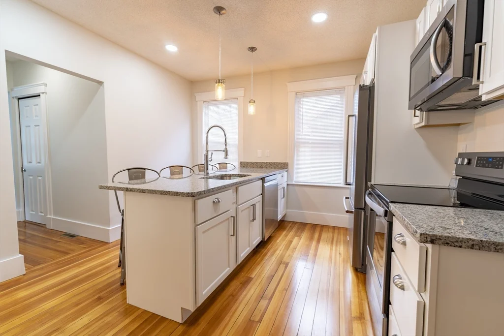 22 Dearborn St, Tufts University