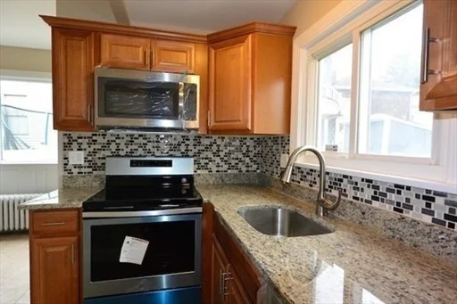12 Eaton St, Revere