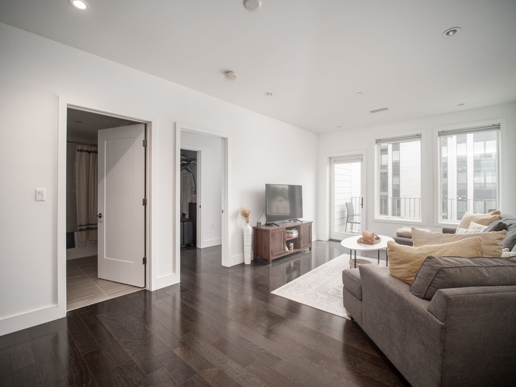 2 West Sixth St, South Boston