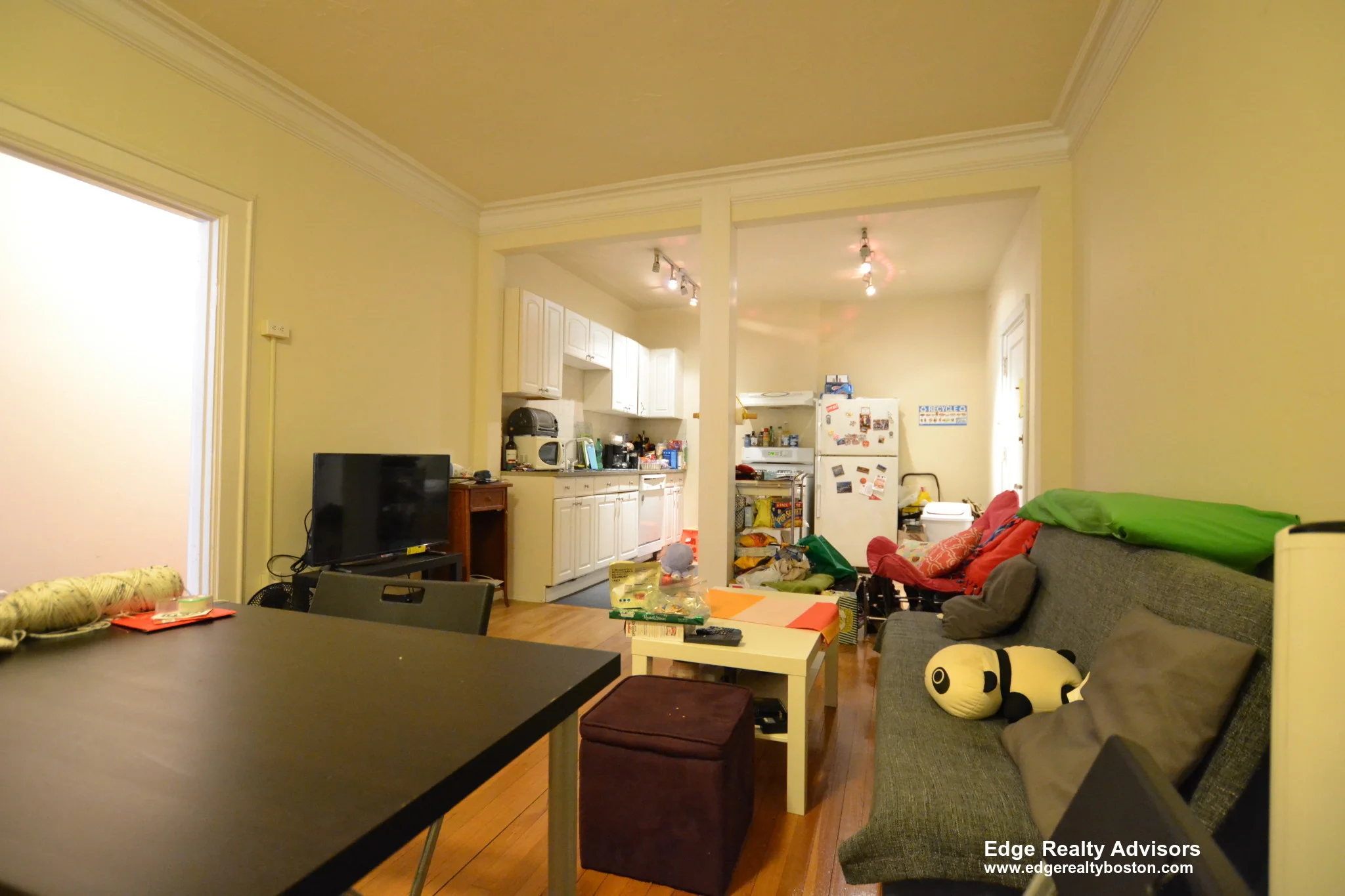 21 Park Vale Ave, Brighton