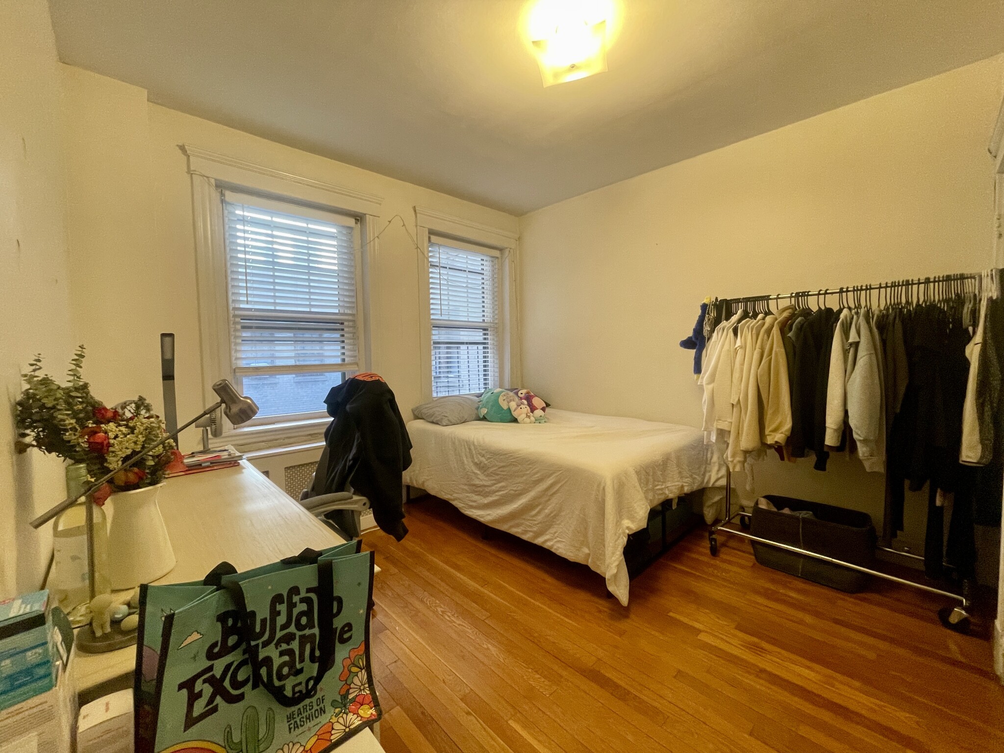 2003 Commonwealth Ave, Brighton