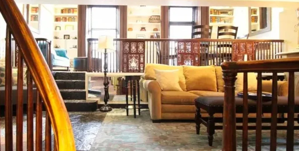 113 Beacon, Back Bay
