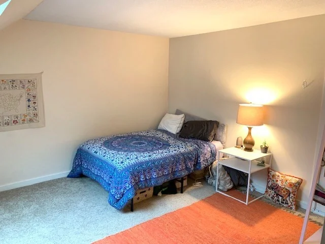 29 Amity Pl, Amherst