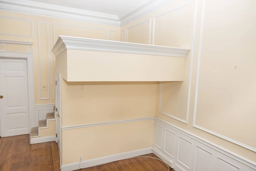 411 Beacon, Back Bay