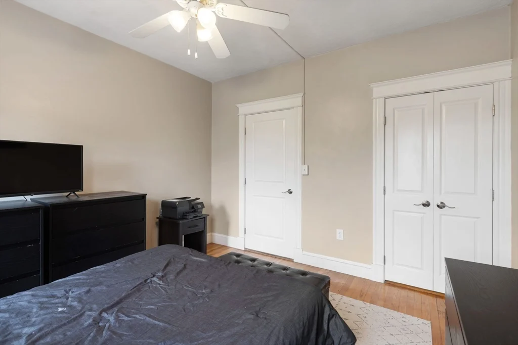 1669 Commonwealth Ave, Brighton