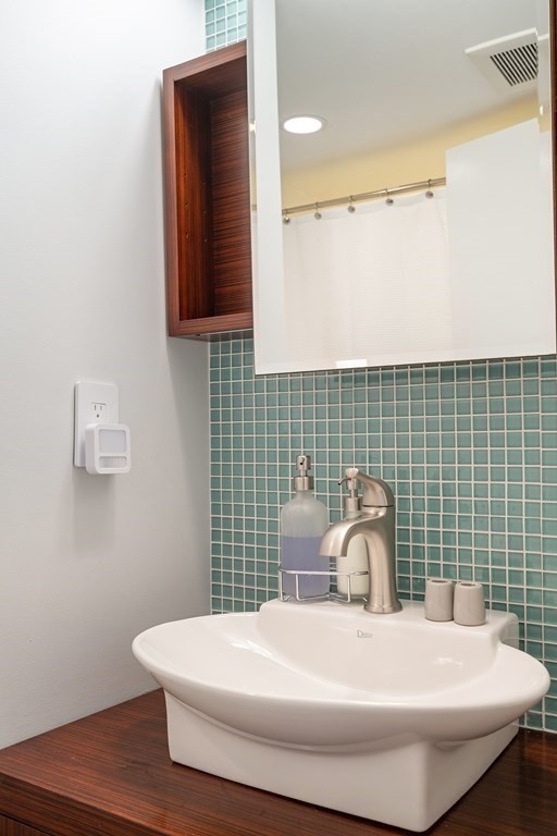 85 Brainerd Rd, Allston