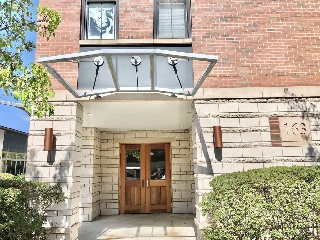 163 Chestnut Hill Ave, Brighton