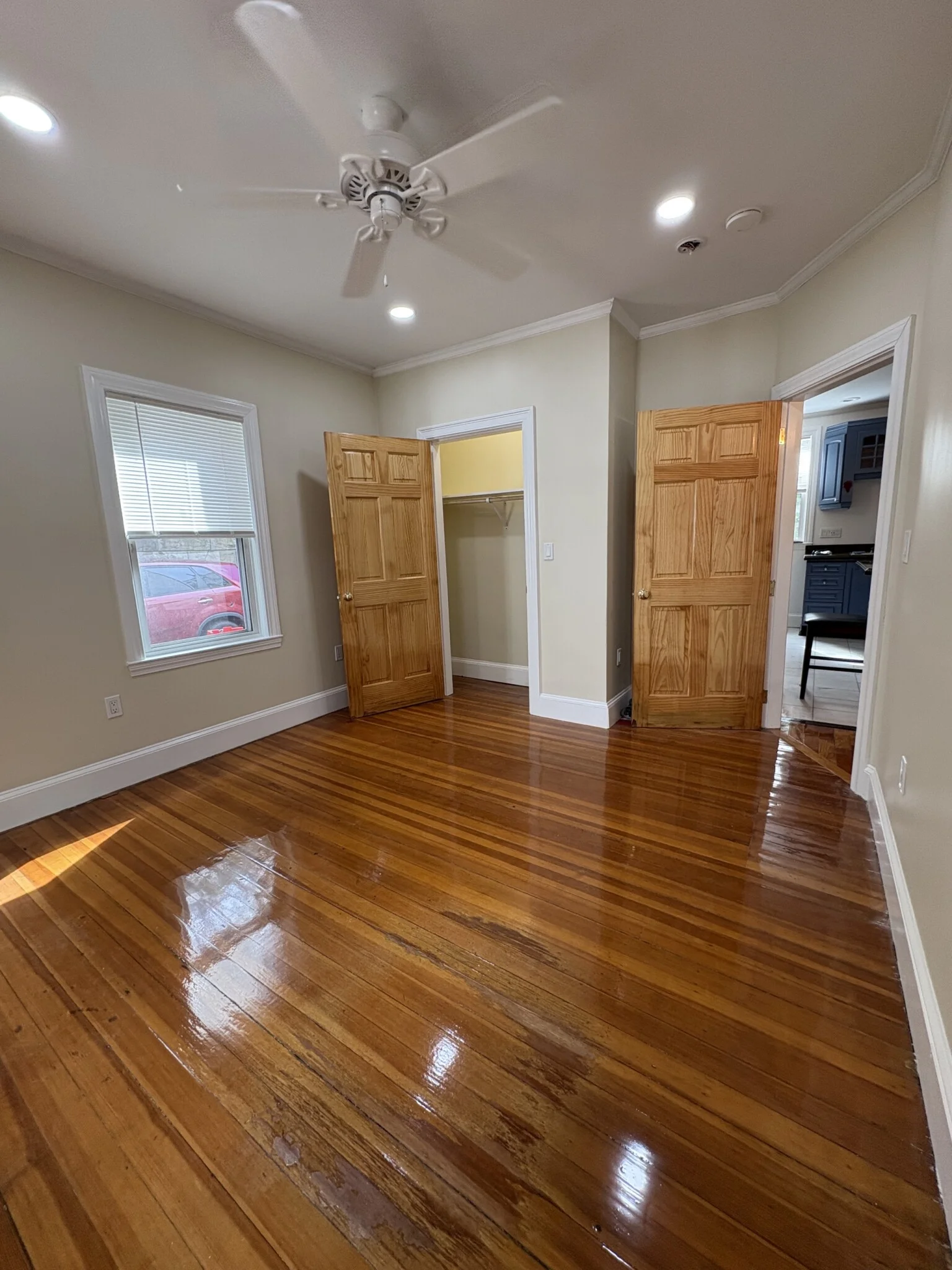 200 Hyde Park Ave, Jamaica Plain