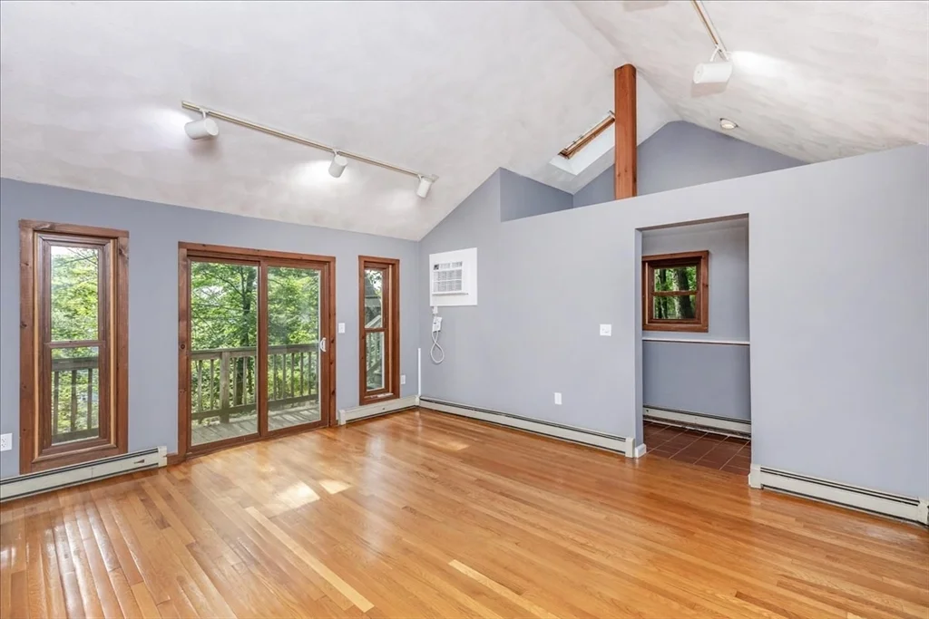 17 Boulder Rd, North Lexington