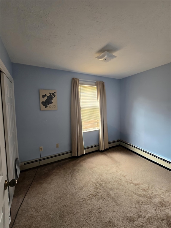 7 Winthrop Ct, Medford