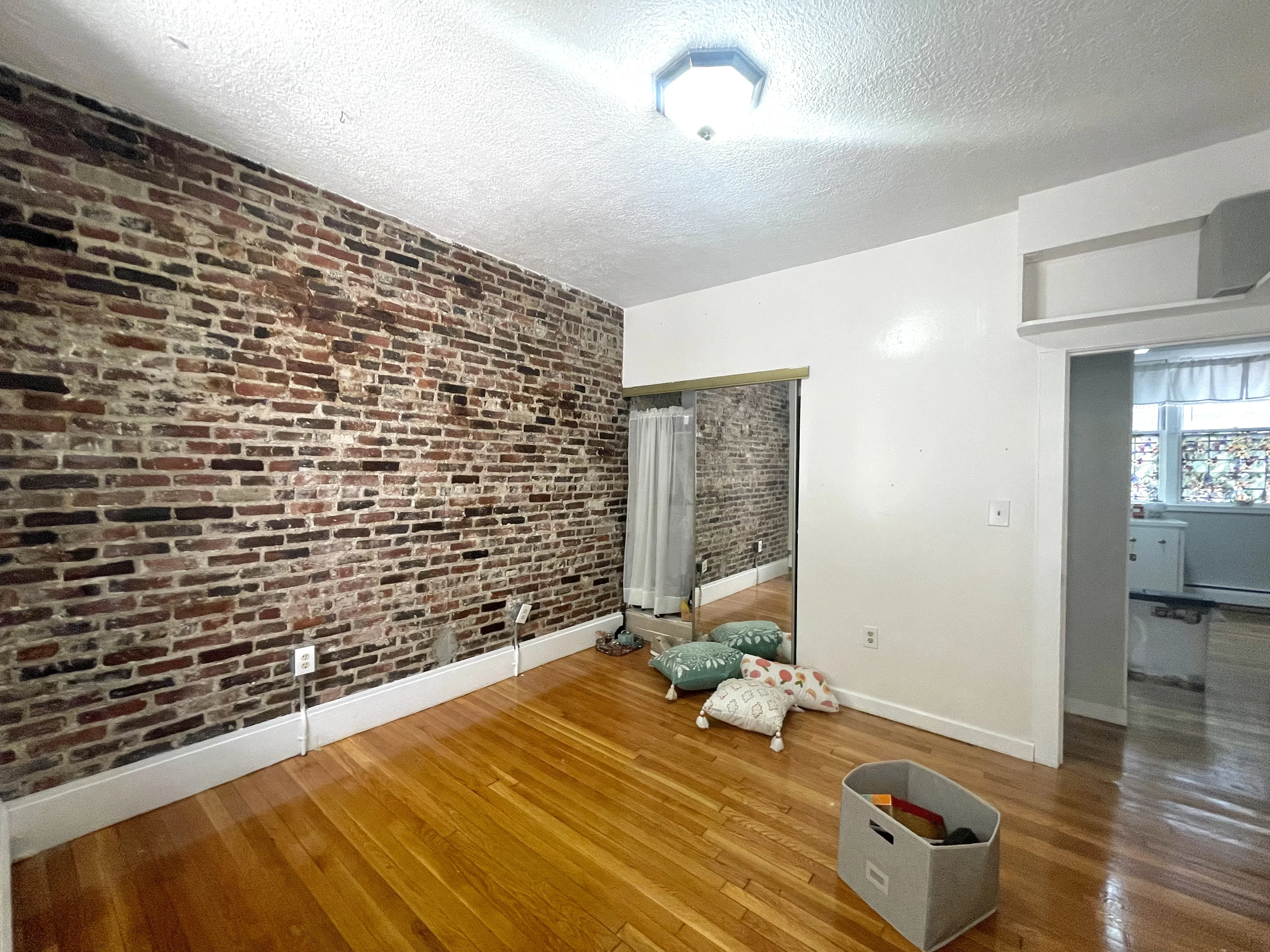 15 Garden St, Beacon Hill