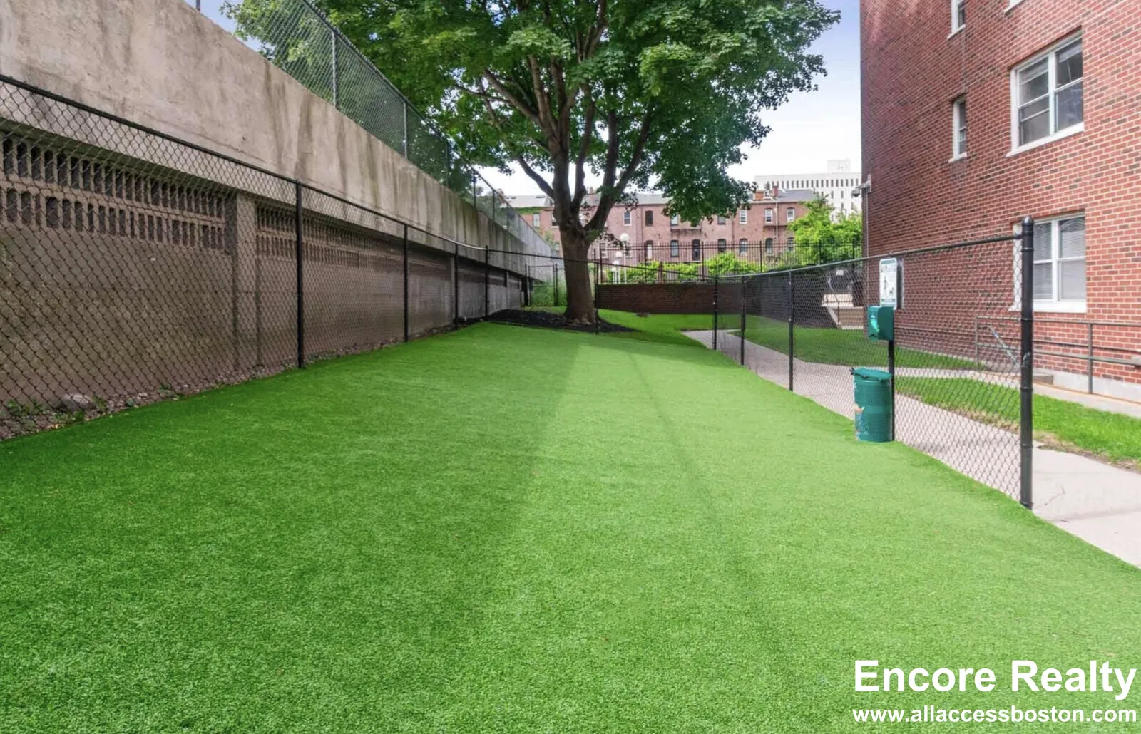 75 Saint Alphonsus St, Mission Hill