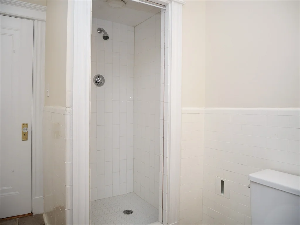 201 Saint Paul St, Brookline