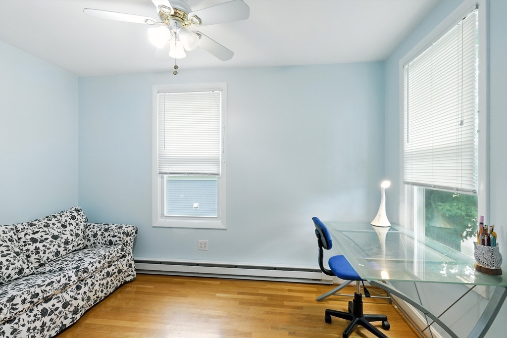 254 Park St, West Roxbury