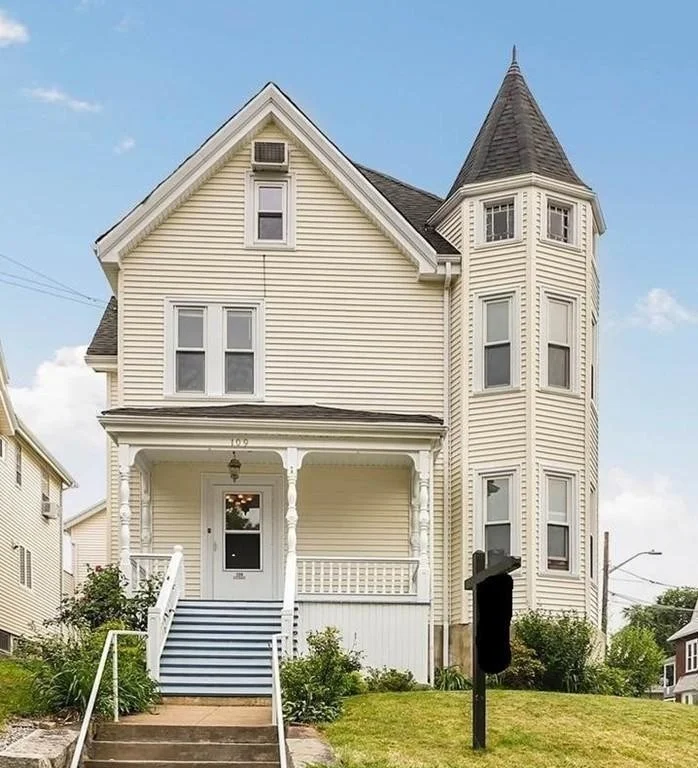 109 Walnut St, Malden