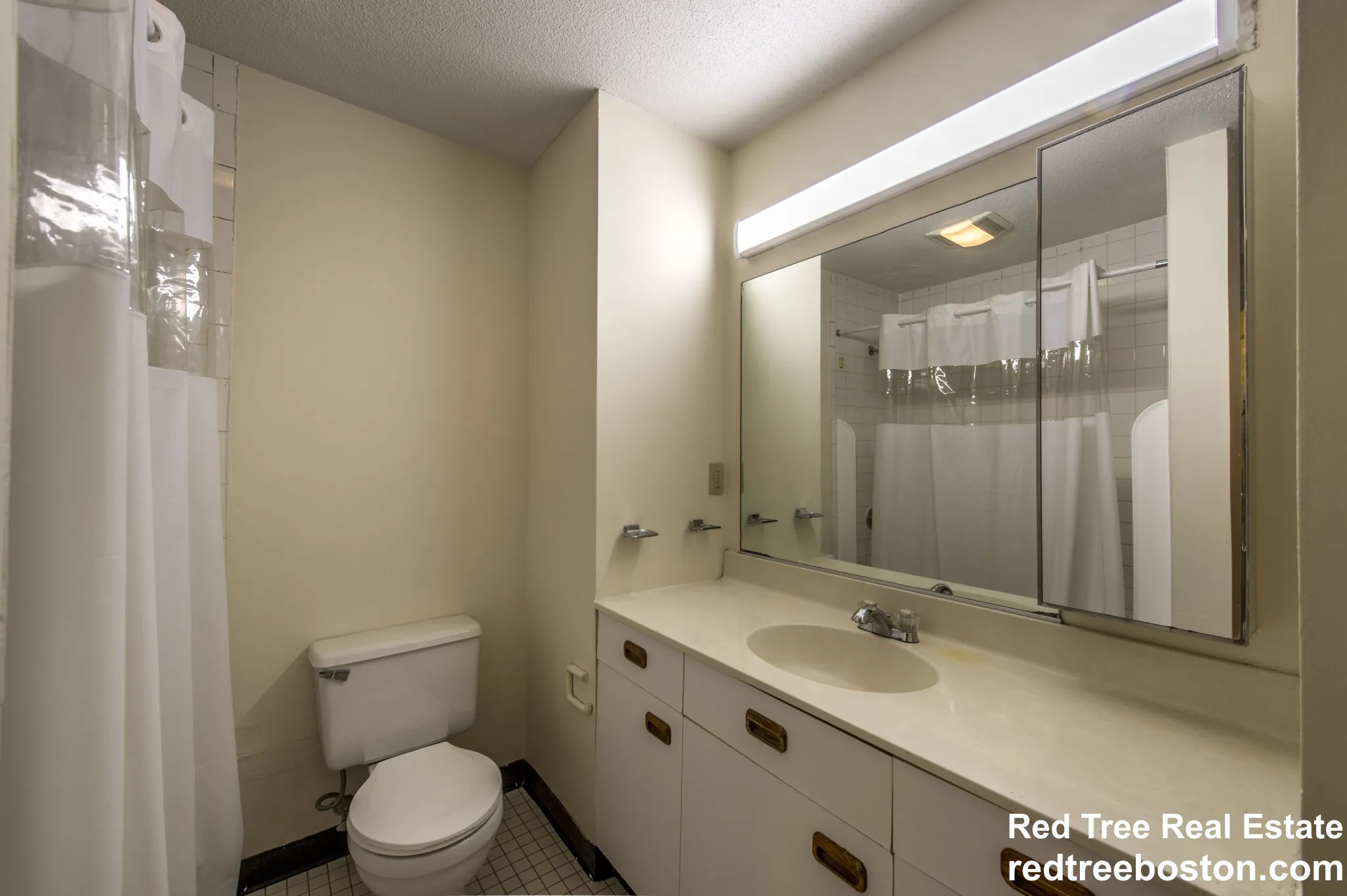 150 North Beacon St, Brighton