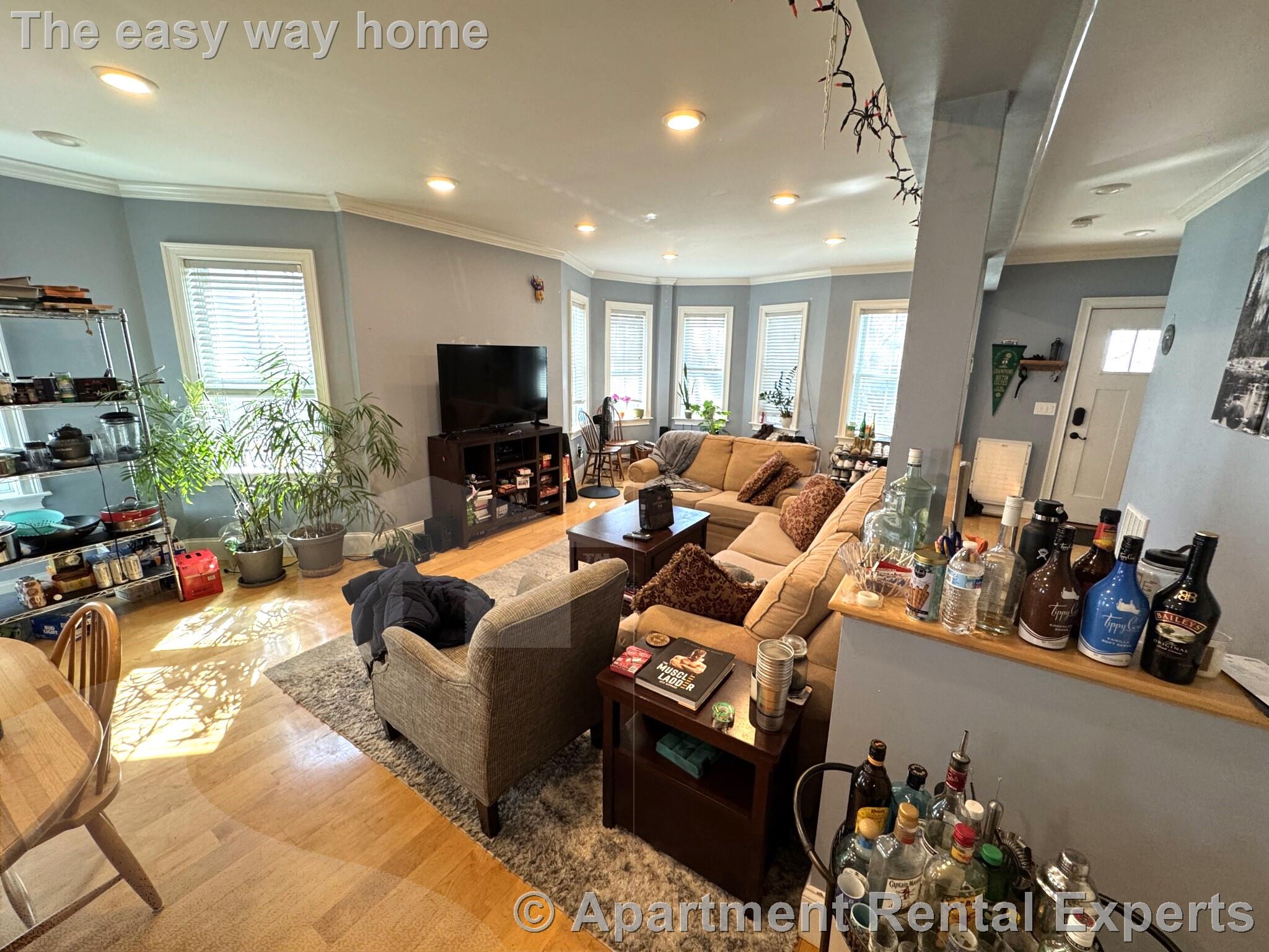 15 Orchard St, Porter Square