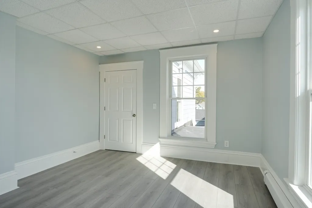 47 Mechanic St, Marlborough