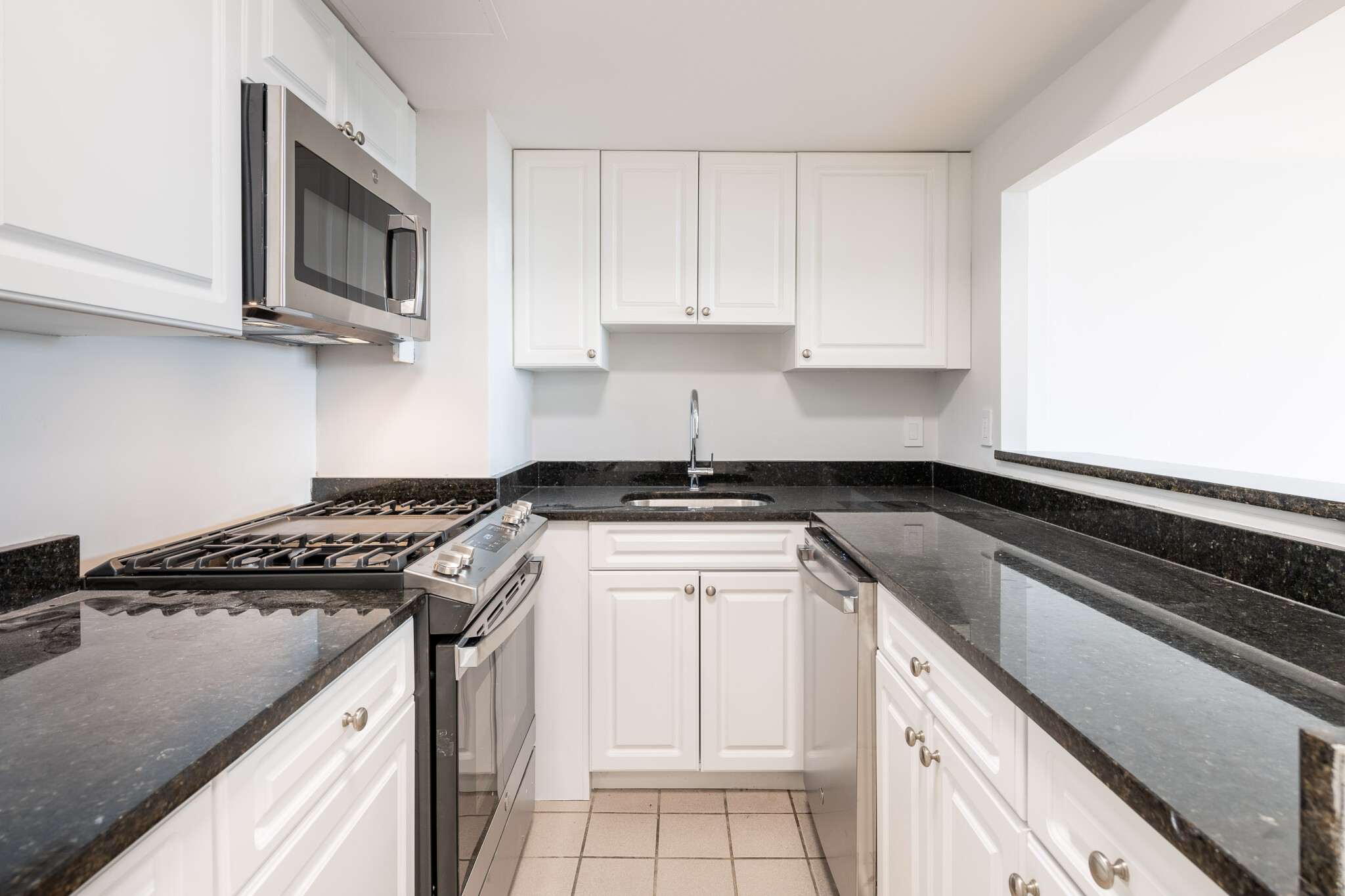 1410 Columbia Rd, South Boston