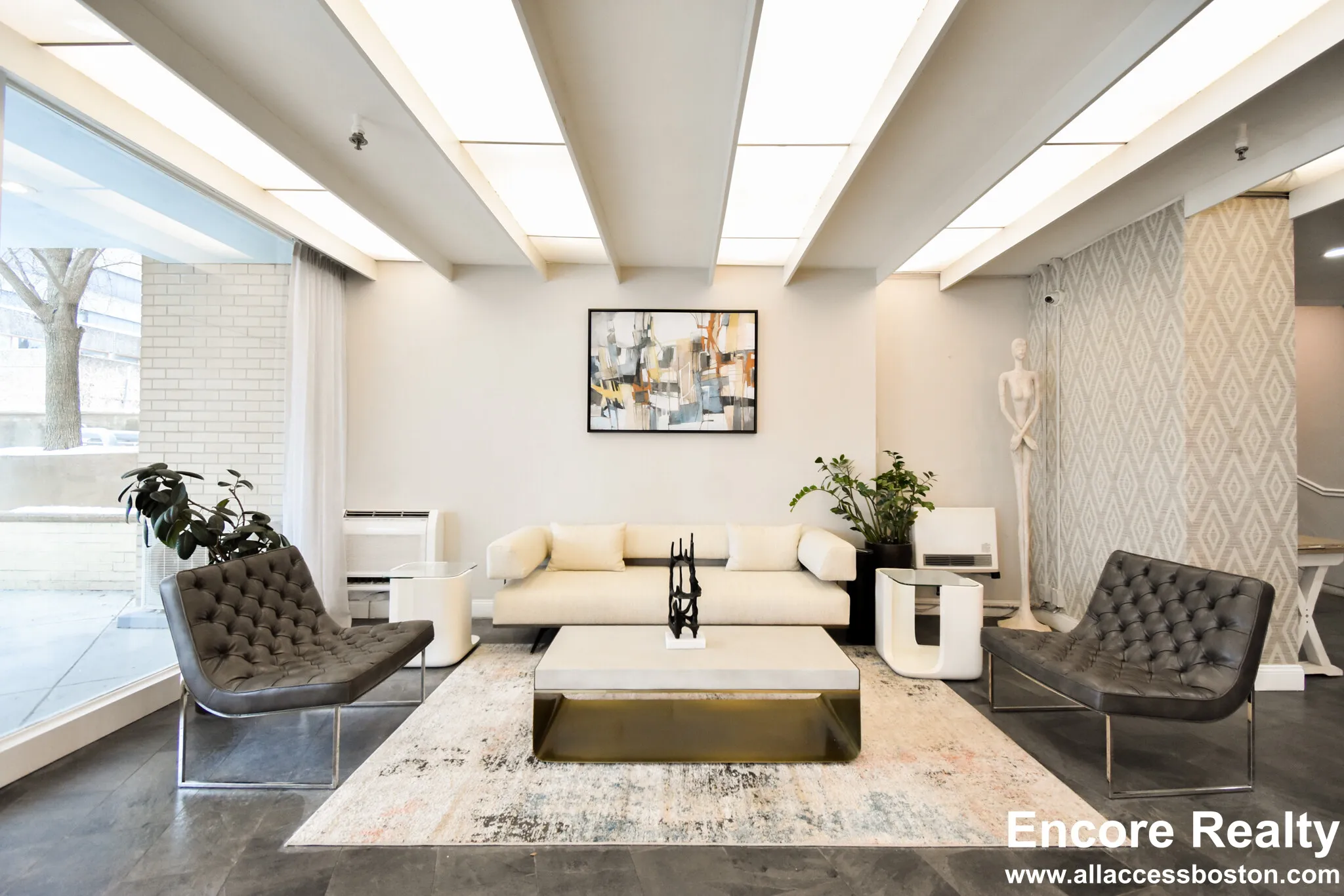 1530 Beacon St, Corey Hill