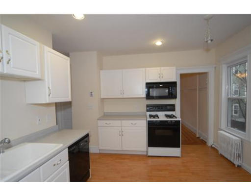 21 Peabody St, Newton Corner