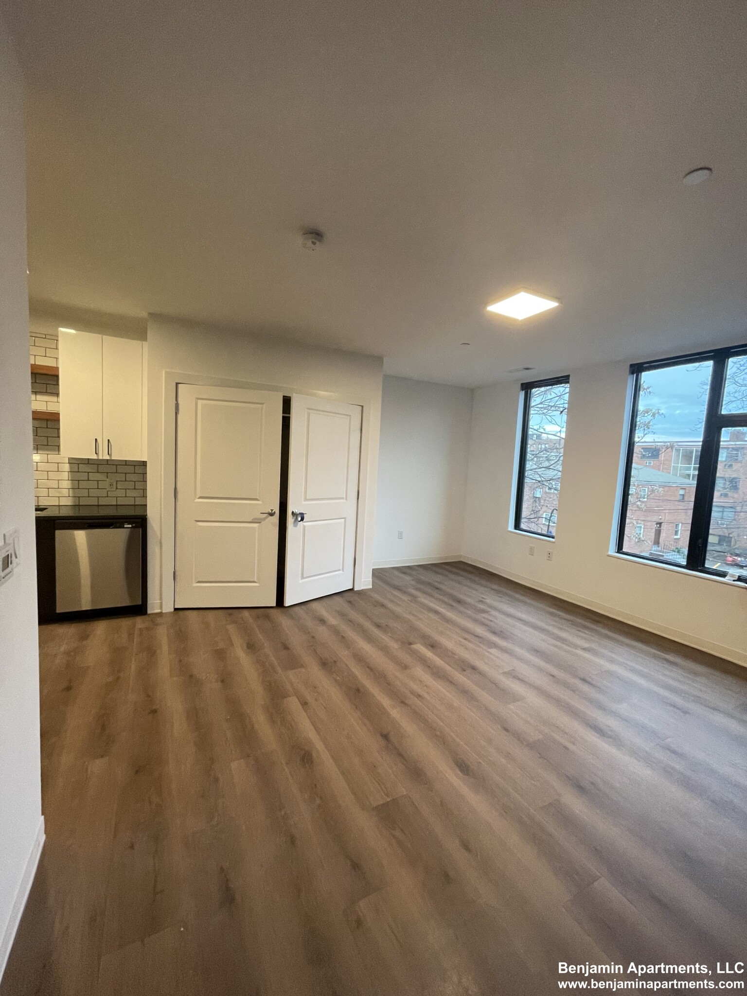 89 Brighton Ave, Allston