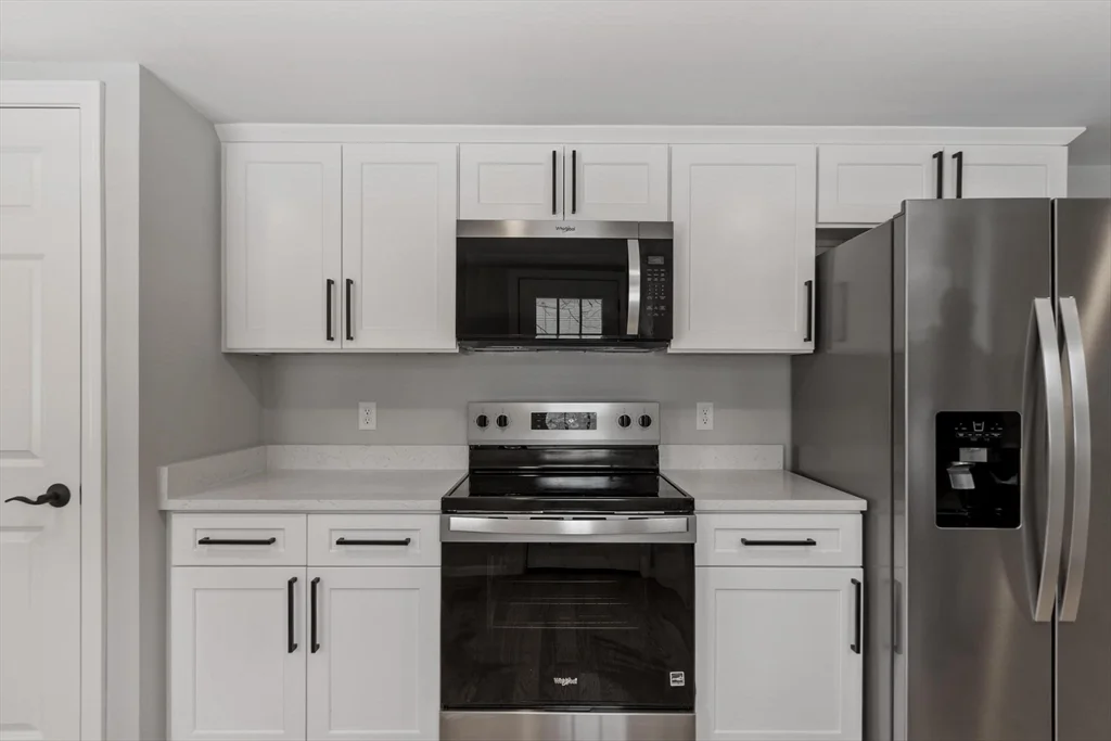 31 Birch Rd, Nabnasset