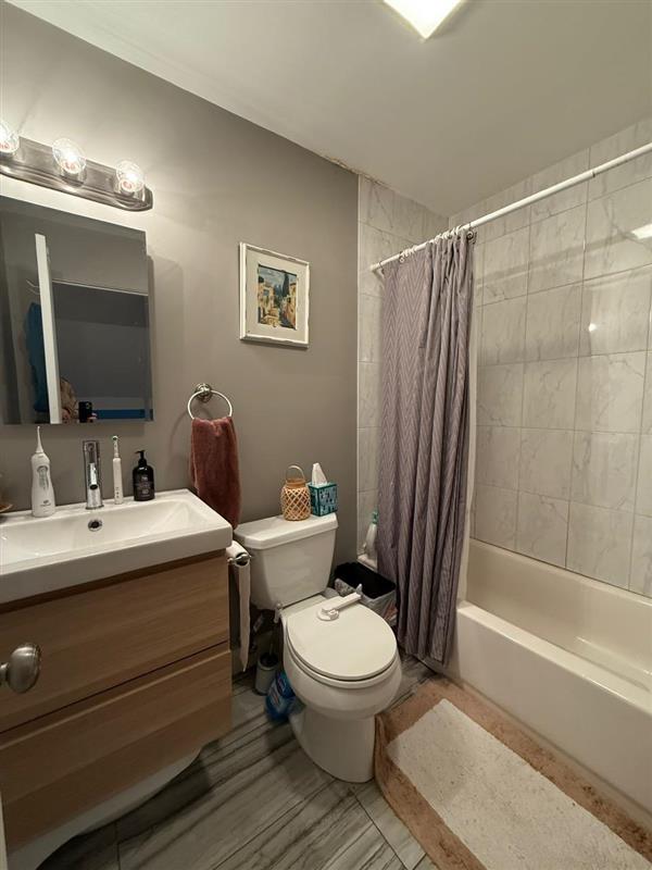 32 Warwick St, Powder House Square