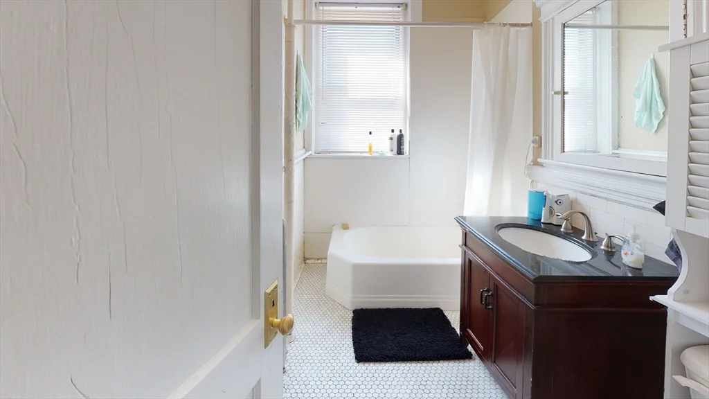 60 Charlesgate East, Fenway