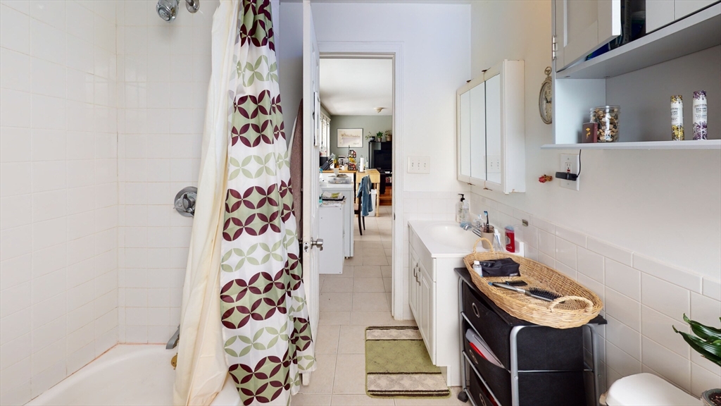 11 Ransom Rd, Boston