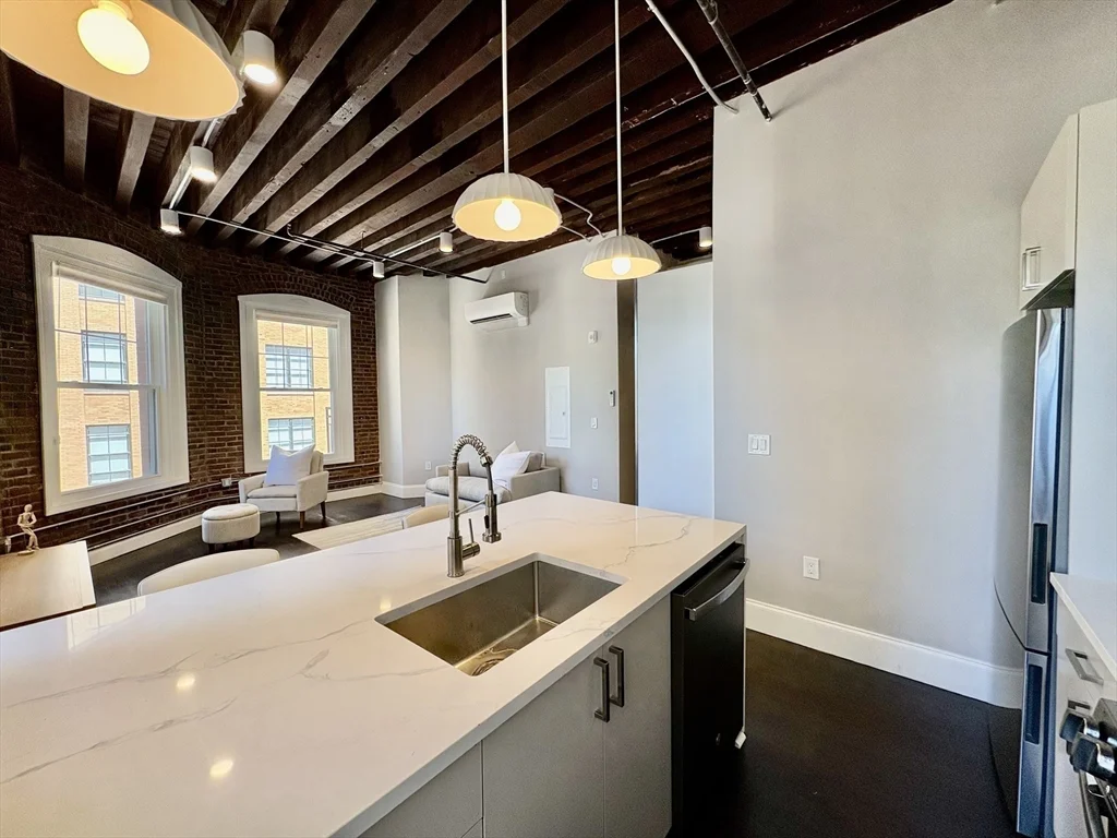 281 Franklin St, Boston Downtown