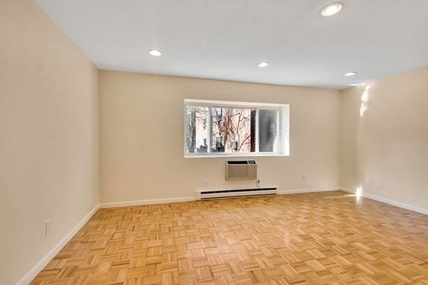 10 Scottfield Rd, Allston