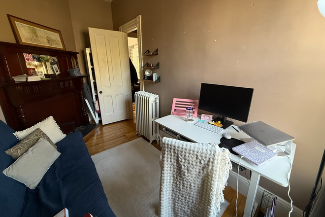 9 Hollis St, Newton Corner