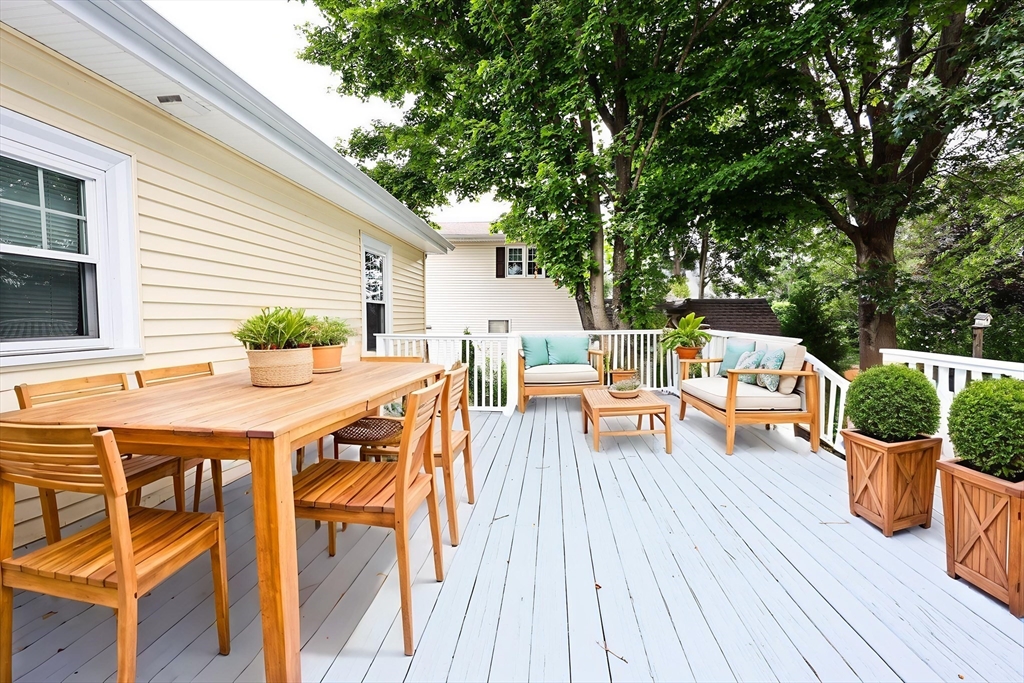 87 Cabot Ave, Braintree