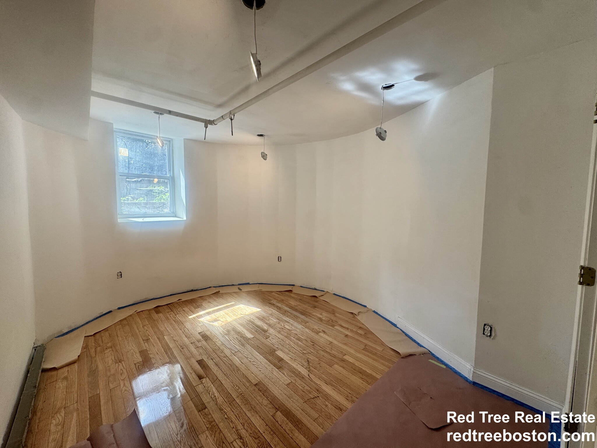 14 Quint Ave, Allston