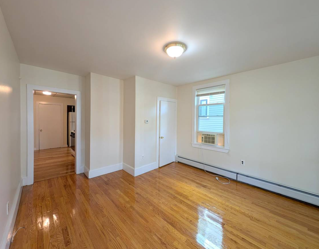 379 Windsor St, Wellington-Harrington