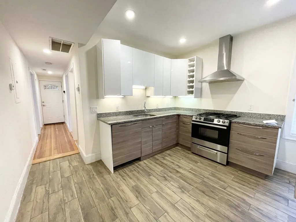 31 Edison Green, Dorchester