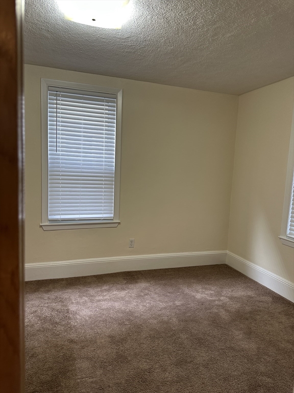 16 Church St, Maplewood