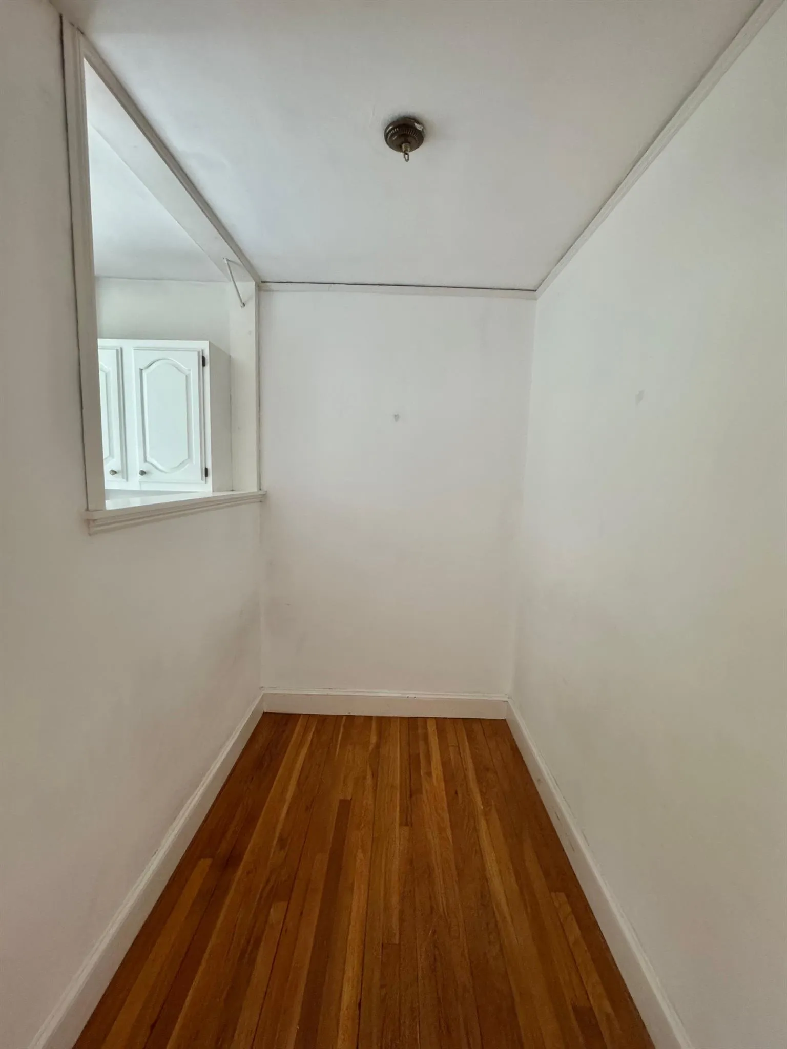 77 Martin St, Neighborhood Nine