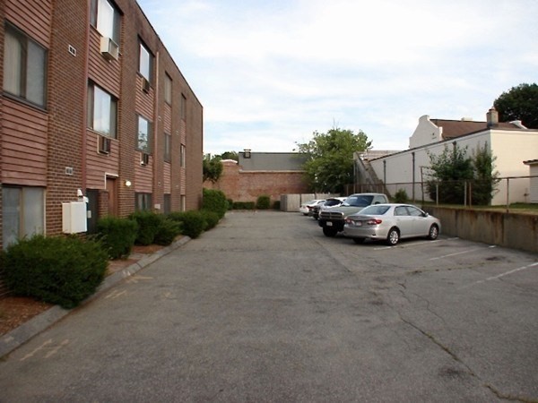 9 Ryder St, Arlington