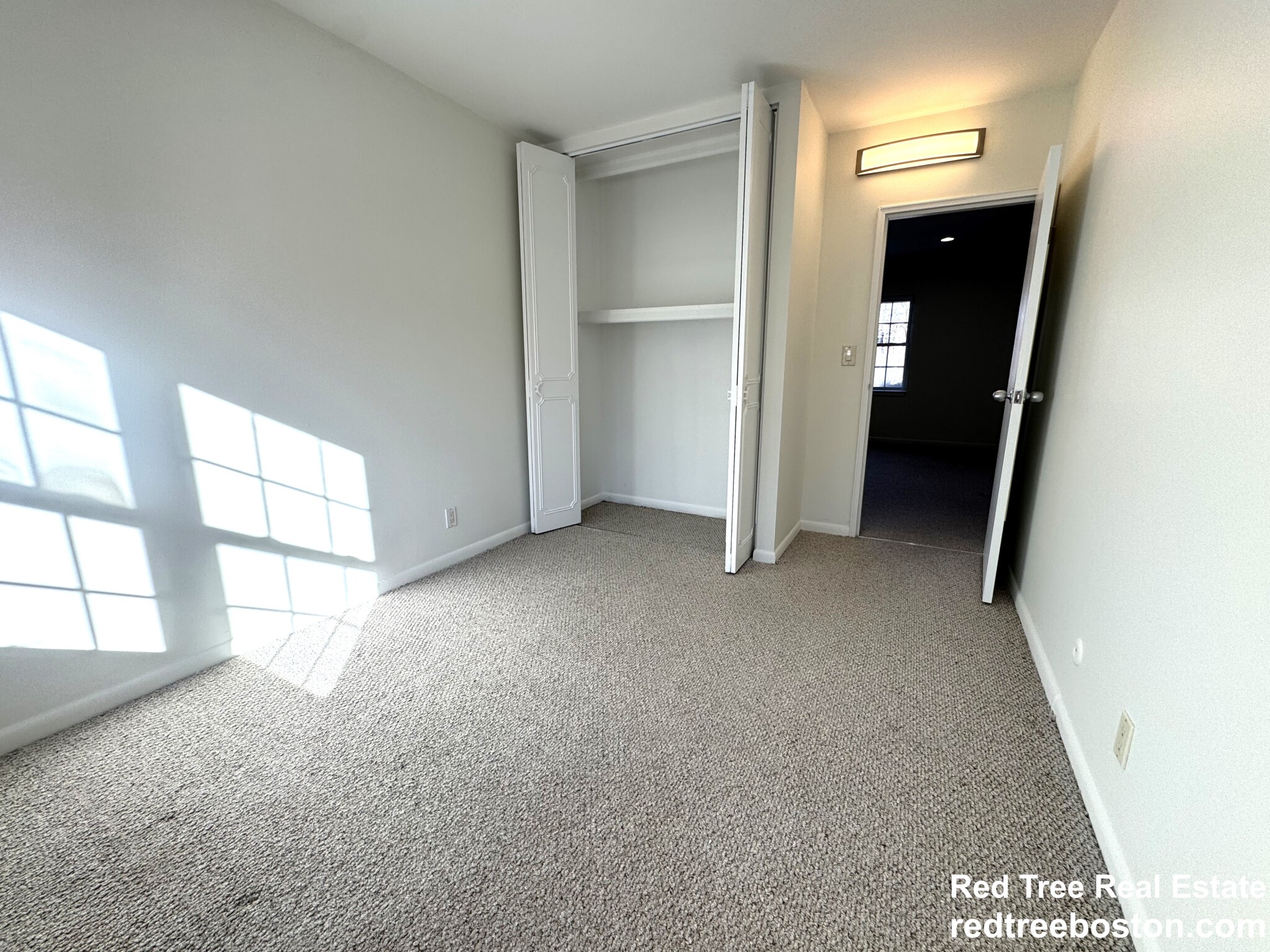 144 Lake Shore Rd, Brighton