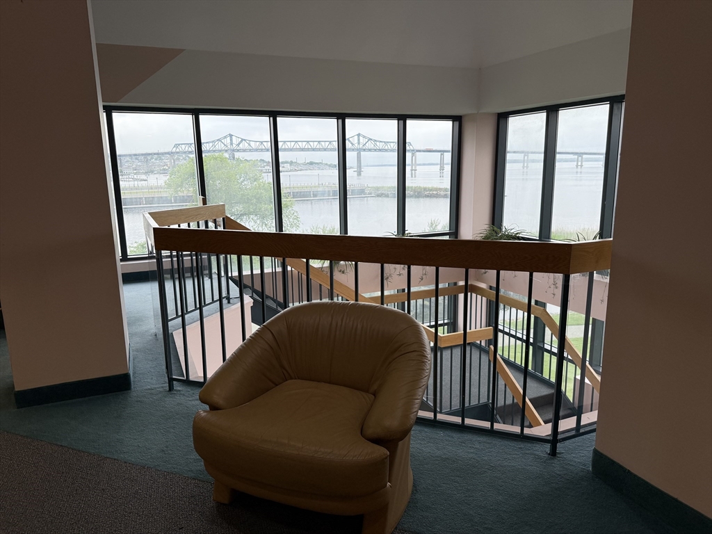 750 Davol St, Fall River